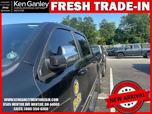 Used 2024 RAM 1500 Laramie AWD/4WD image 5