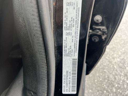 Used 2023 RAM 1500 Laramie AWD/4WD image 28