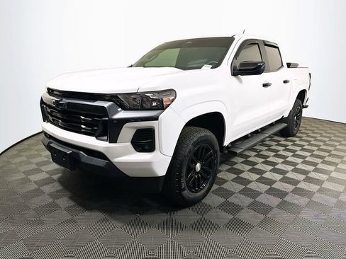 Used 2023 Chevrolet Colorado LT w/ LT Convenience Package II image 4
