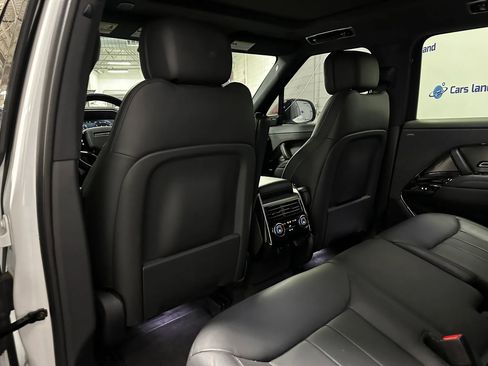 Used 2024 Land Rover Range Rover Sport SE AWD/4WD image 14