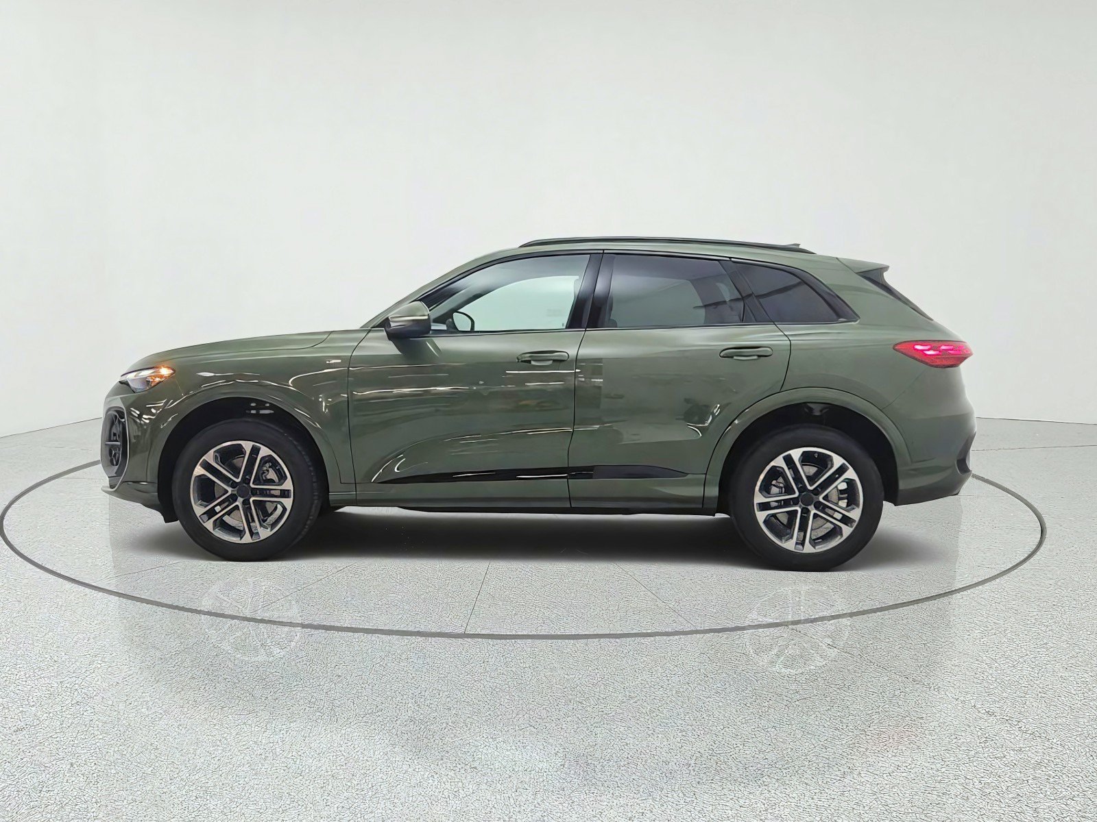 New 2026 Audi Q5 2.0T AWD/4WD image 8