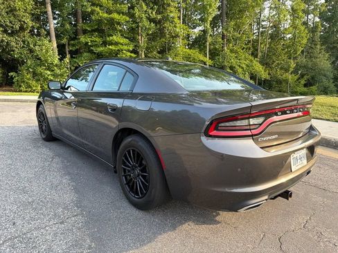 Used 2020 Dodge Charger SXT w/ Cold Weather Package RWD image 5