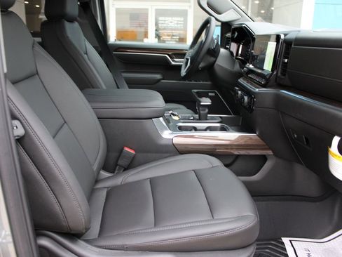 New 2026 Chevrolet Silverado 1500 RST w/ RST All Star Premium Package image 25