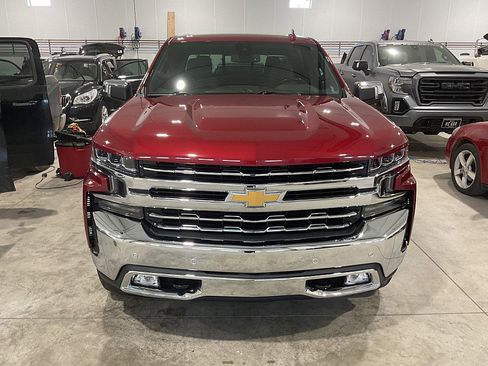 Used 2019 Chevrolet Silverado 1500 LTZ w/ LTZ Plus Package image 2