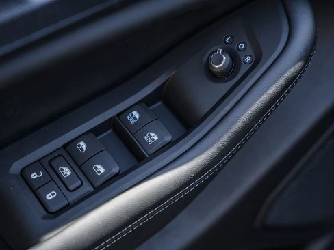 New 2025 Jeep Grand Cherokee Laredo X w/ Luxury Tech Group I image 37