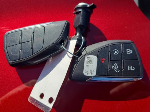 Used 2022 Chevrolet Silverado 1500 LT Trail Boss w/ Convenience Package II image 33