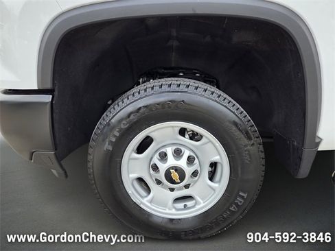 Used 2025 Chevrolet Silverado 2500 W/T image 11