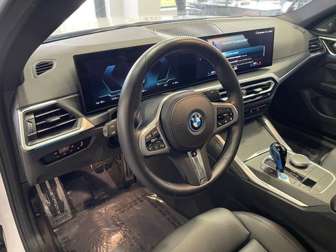 Used 2023 BMW i4 eDrive40 w/ M Sport Package RWD image 25