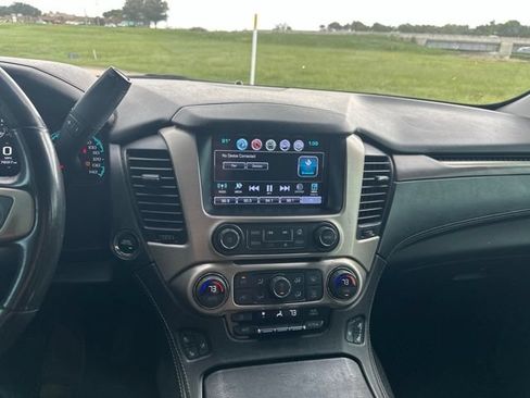 Used 2018 GMC Yukon Denali w/ Denali Ultimate Package AWD/4WD image 14