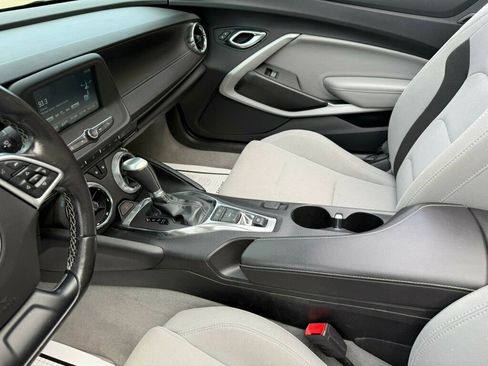 Used 2018 Chevrolet Camaro LT w/ RS Package image 16