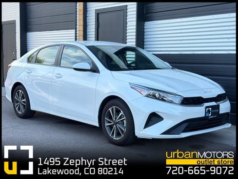 Used 2023 Kia Forte LXS FWD image 1