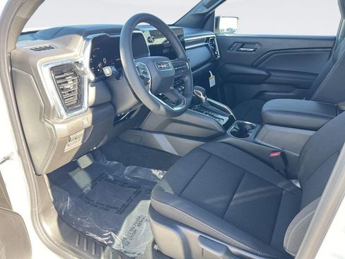 New 2026 GMC Canyon Elevation RWD image 9