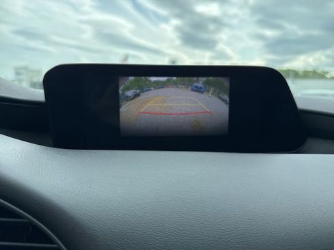 Used 2024 MAZDA MAZDA3 s image 8