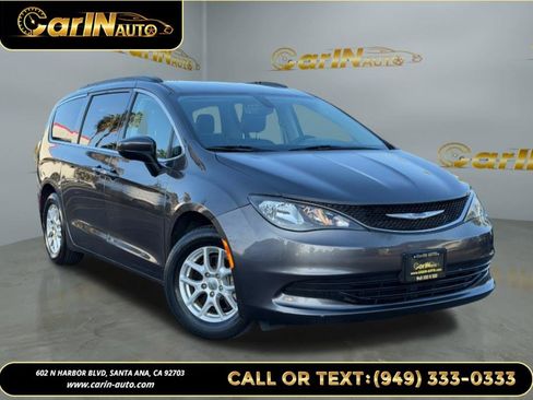 Used 2020 Chrysler Voyager Lxi image 3