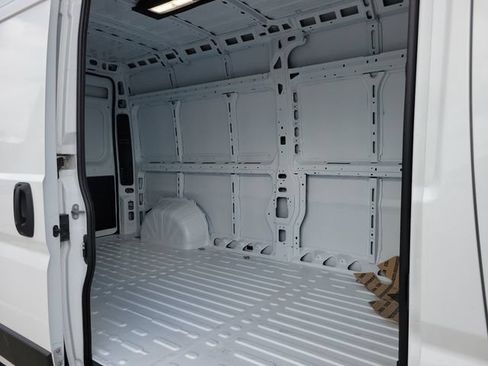 New 2026 RAM ProMaster 3500 w/ Quick Order Package 22G SLT FWD image 9
