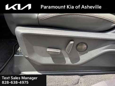 Used 2025 Ford Expedition Max Active RWD image 19
