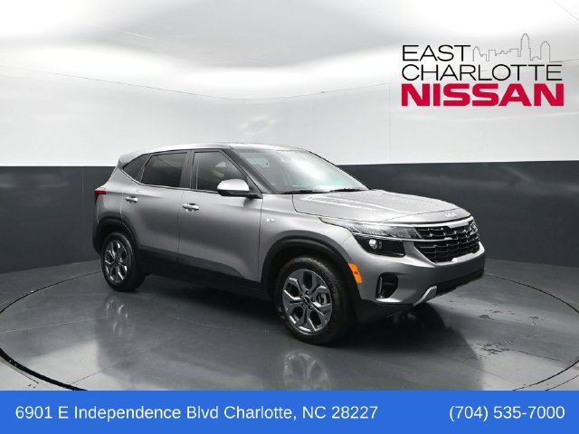 Used 2026 Kia Seltos LX FWD image 1