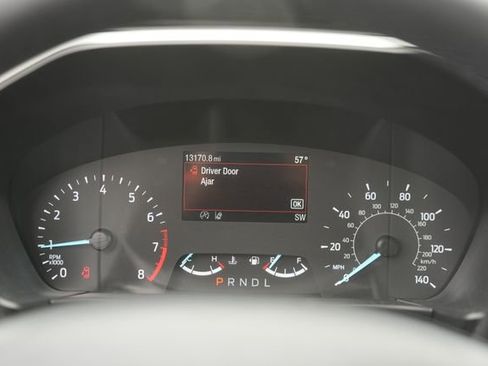 Used 2022 Ford Escape SE w/ SE Sport Appearance Package image 24