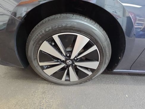 Used 2021 Nissan Altima 2.5 SV FWD image 30