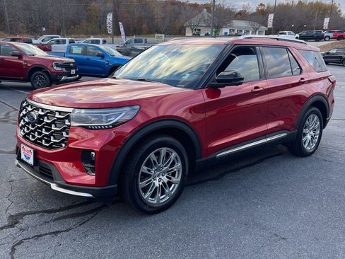 New 2026 Ford Explorer Platinum image 18