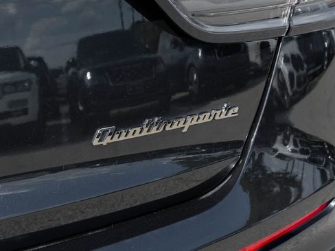 Used 2022 Maserati Quattroporte Trofeo image 57