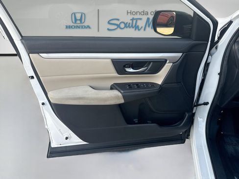 Certified 2019 Honda CR-V LX image 19