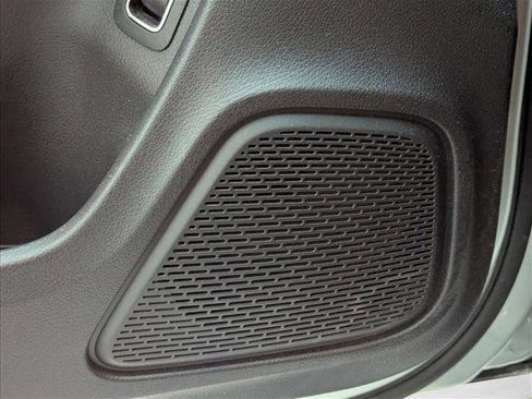 Used 2022 Mercedes-Benz CLA 250 image 19