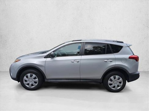 Used 2013 Toyota RAV4 LE AWD/4WD image 9
