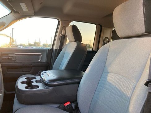 Used 2024 RAM 1500 Classic SLT AWD/4WD image 9