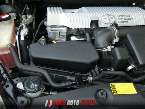 Used 2014 Toyota Prius Four w/ Solar Roof Package FWD image 74