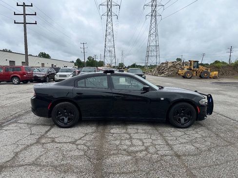 Used 2017 Dodge Charger Police w/ Fleet Park Assist Group RWD image 4