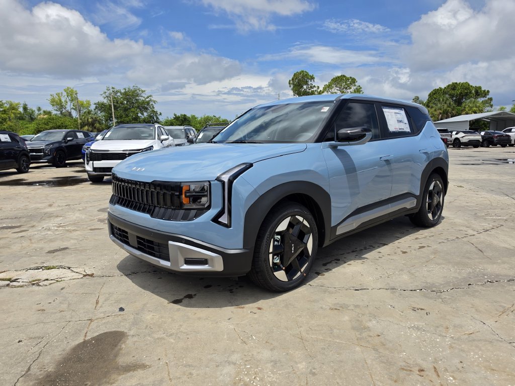 New 2027 Kia Seltos S FWD image 4