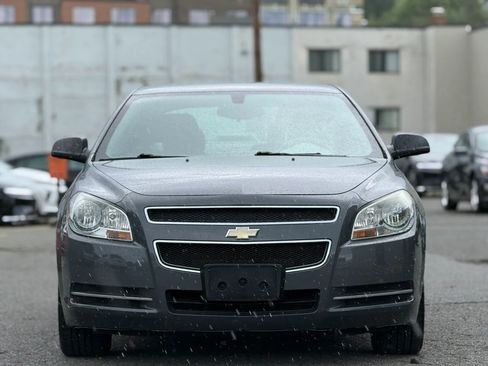 Used 2009 Chevrolet Malibu LS FWD image 3