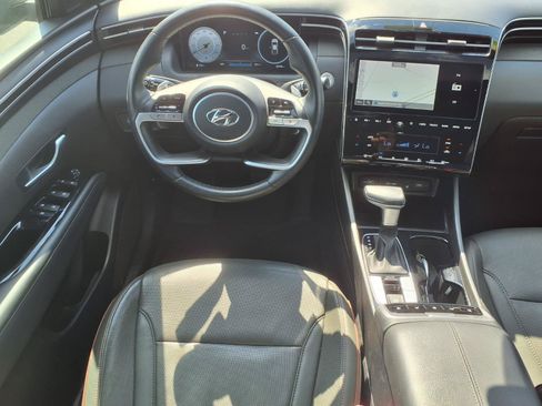 Used 2023 Hyundai Santa Cruz Limited AWD/4WD image 2