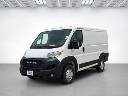 New 2026 RAM ProMaster 1500 w/ Safety Group FWD image 7