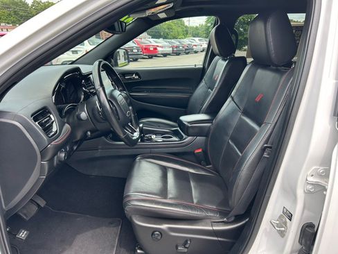 Used 2024 Dodge Durango GT RWD image 16