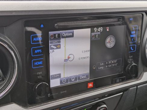 Used 2019 Toyota Tacoma TRD Off-Road AWD/4WD image 13