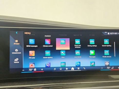 Used 2025 BMW 740i image 52