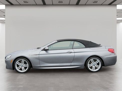 Used 2018 BMW 650i xDrive Convertible image 3