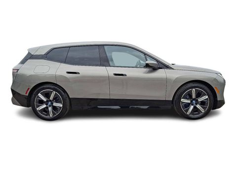 Used 2025 BMW iX xDrive50 image 7