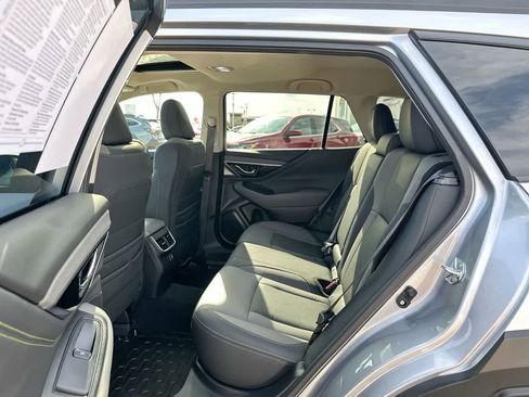Certified 2025 Subaru Outback Onyx Edition image 25