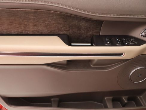 Used 2021 Ford Expedition Max Limited image 18