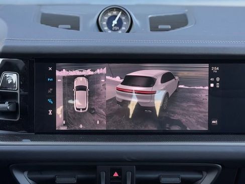New 2025 Porsche Cayenne Turbo AWD/4WD image 26