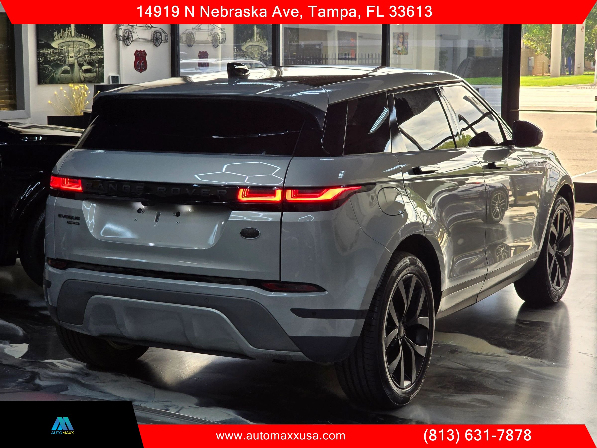 Used 2020 Land Rover Range Rover Evoque SE AWD/4WD image 10