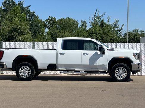 Used 2022 GMC Sierra 3500 SLT w/ SLT Preferred Package image 3