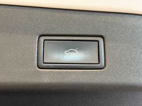Used 2021 Volkswagen ID.4 1st Edition RWD image 40
