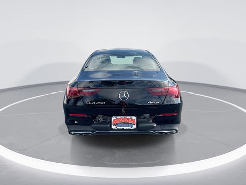 Used 2025 Mercedes-Benz CLA 250 4MATIC image 5