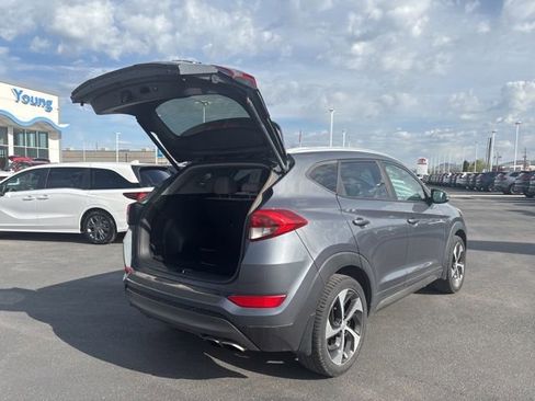 Used 2016 Hyundai Tucson Sport image 22