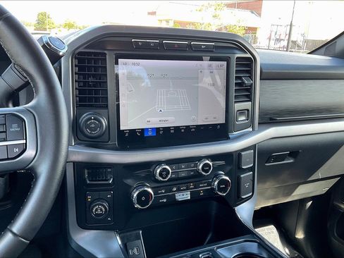 Used 2024 Ford F150 XLT w/ Mobile Office Package image 6