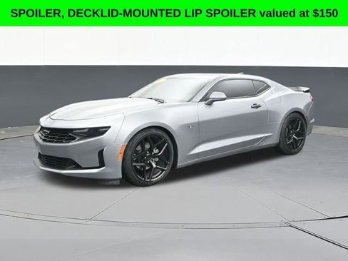 Used 2023 Chevrolet Camaro LT image 4